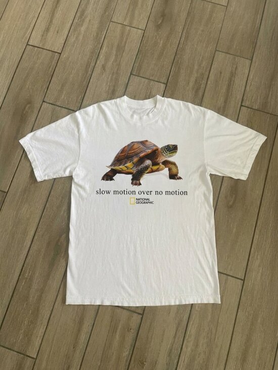 Gildan Other - National Geographic Slow Motion Turtle Tee, Casual Cotton Retro T-Shirt Reprint